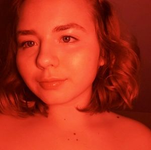 Meet your Posher, Zoia